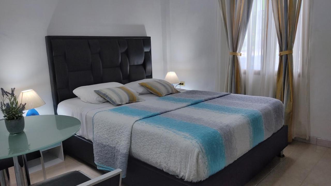 Bella Suite Frente Al Aeropuerto Catia La Mar 外观 照片